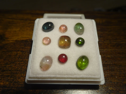 Turmalin Cabochon Lot